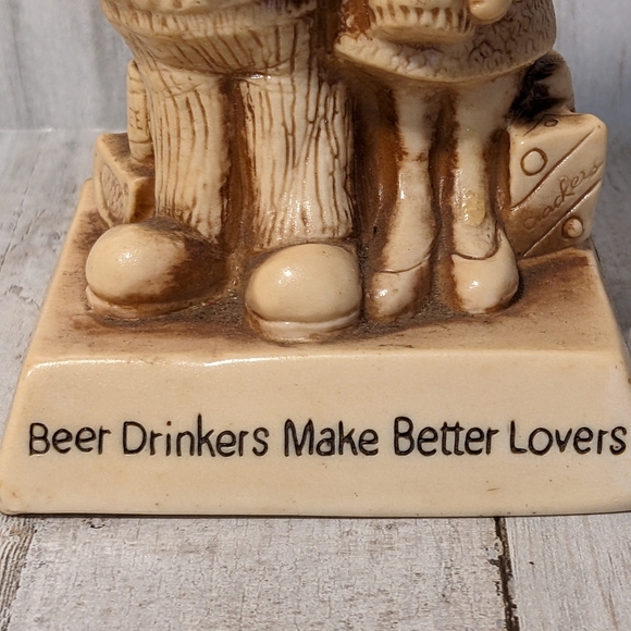 Vintage Russ Berrie & Co Figurine, Beer Drinkers Make Better Lovers, 1978, - Picture 2 of 6